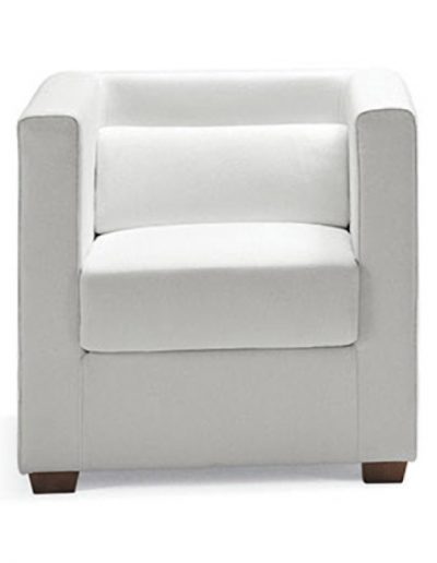 Club chair (white)